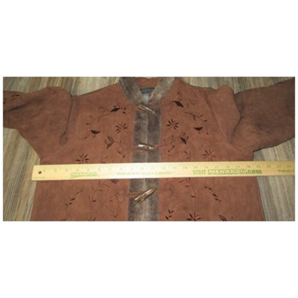 Relativity Small Brown Embroidered Sherpa Lined Faux Suede Coat Toggle Boho Y2K - Picture 7 of 15